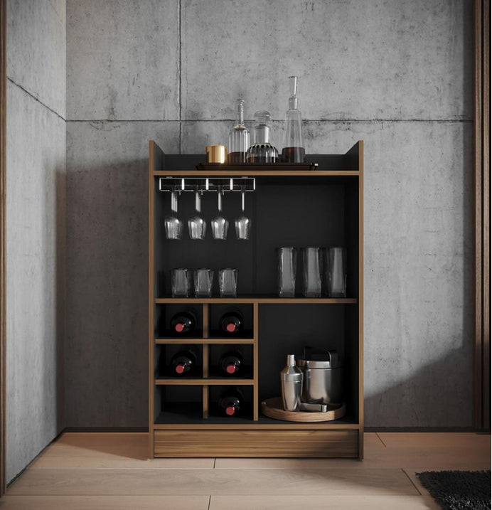 Bar Mikasa.