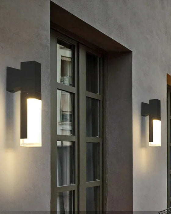 Cube Outdoor Lamp