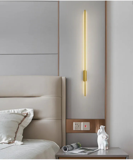 Arrow Wall Lamp