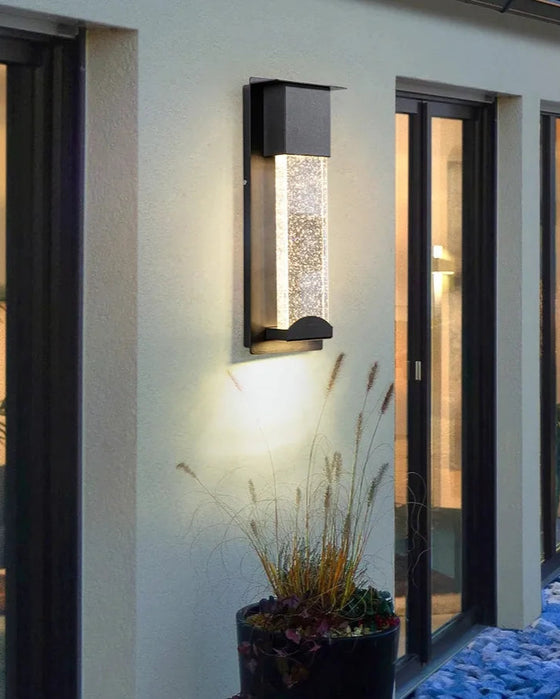 Crilica Outdoor Lamp
