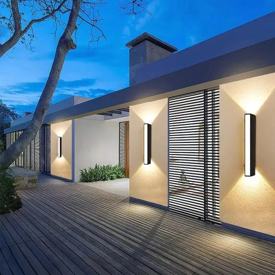 Lux Outdoor Lamp
