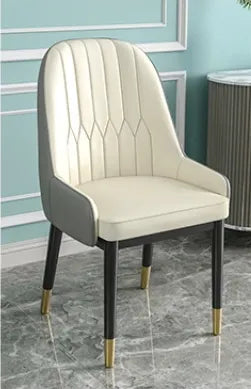 Silla Deka.