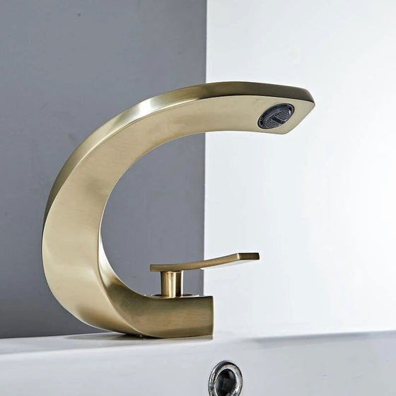 Epsilon faucet