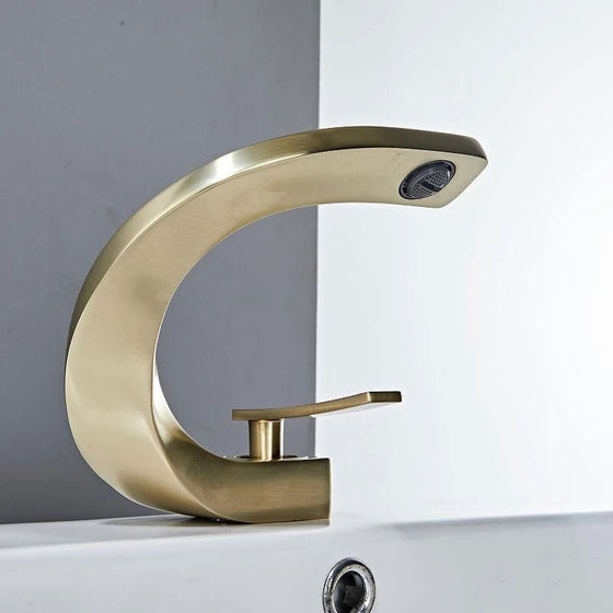 Epsilon faucet