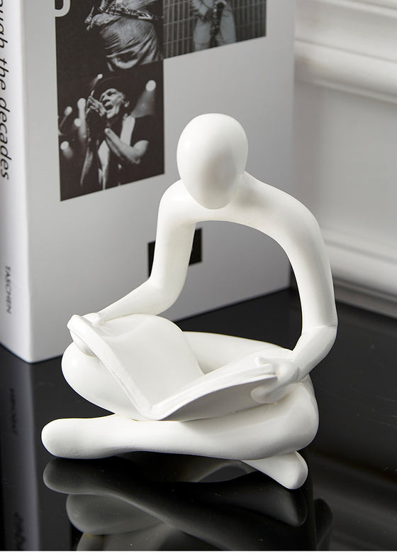 sculpture reading
