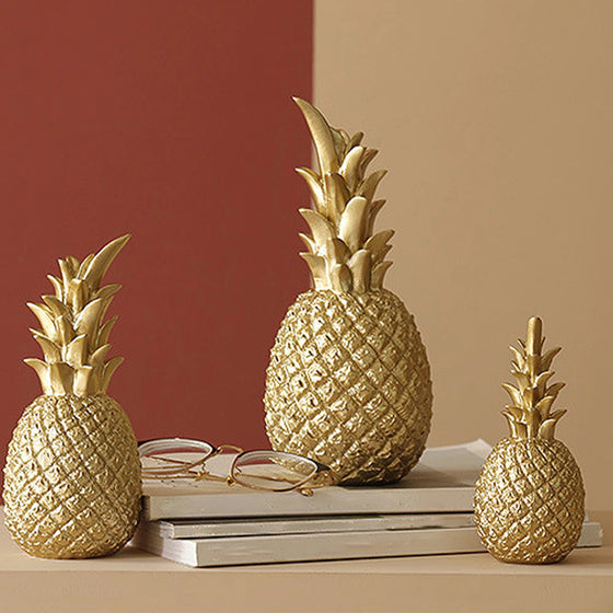 pineapple sculpture