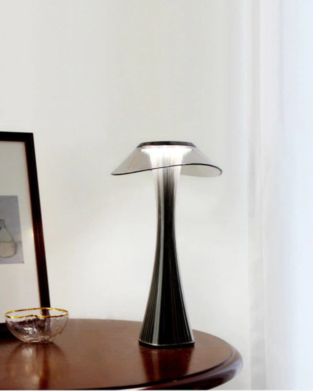 Lámpara de Mesa Fashionista.