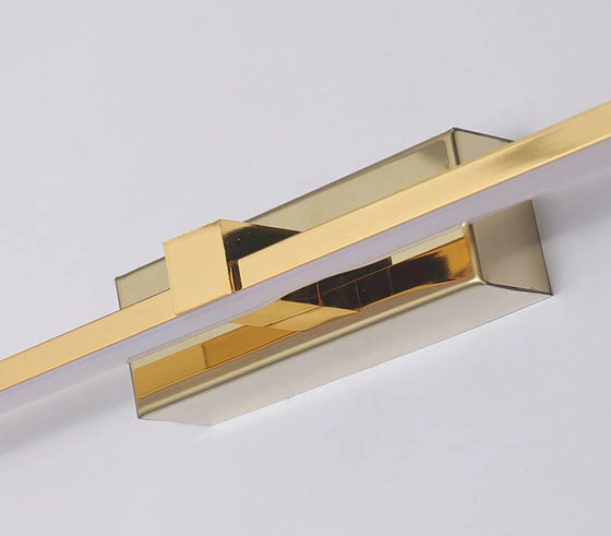 Elegance Wall Lamp