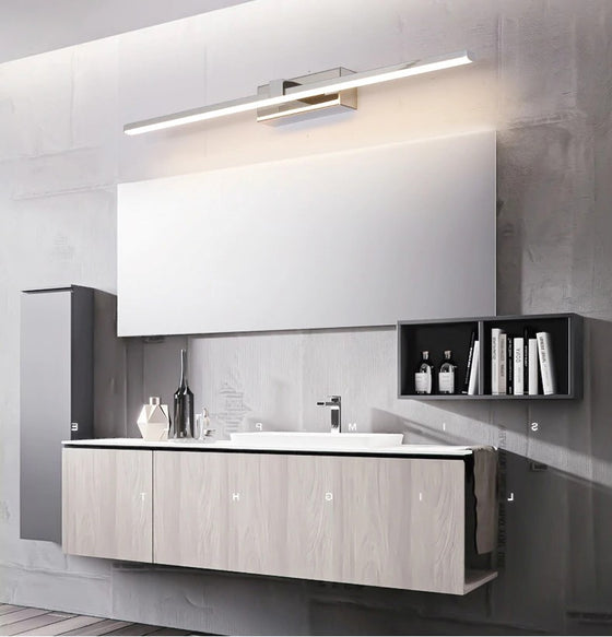 Elegance Wall Lamp