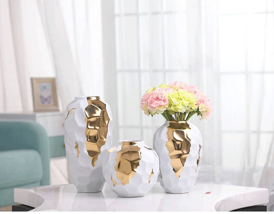 White & Gold Texture Vases