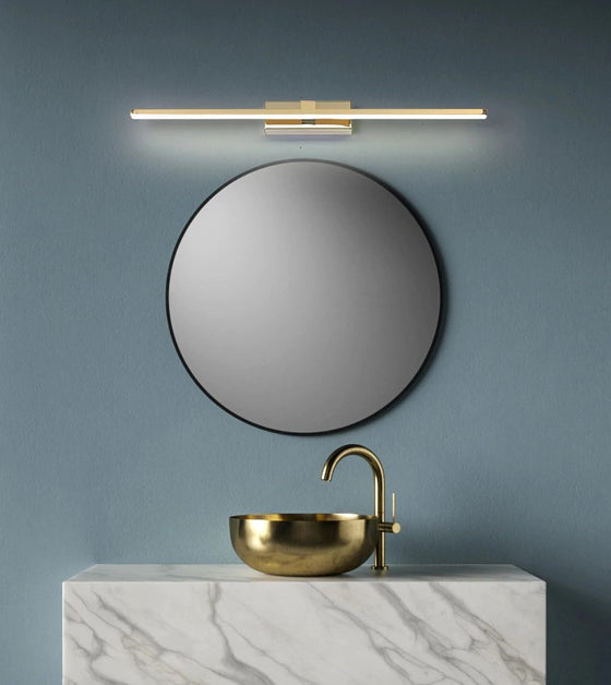 Elegance Wall Lamp