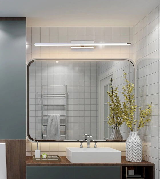 Elegance Wall Lamp