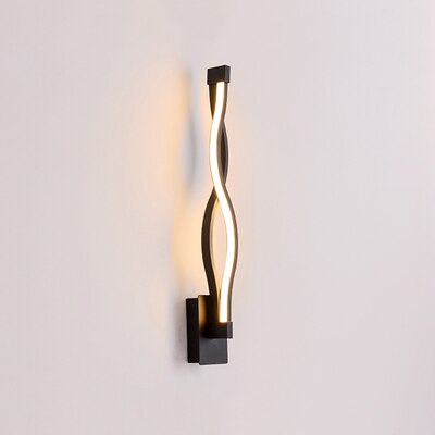 Bella Wall Lamp