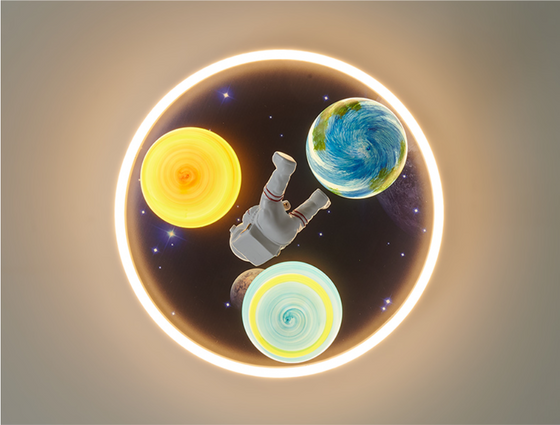 universal astronaut
