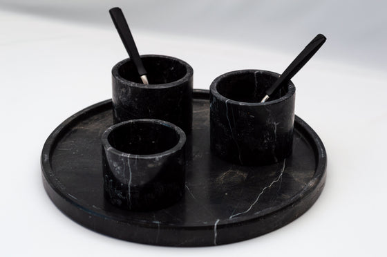 Marble sauce boats