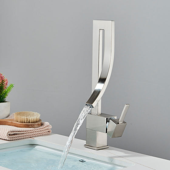 Lyon faucet