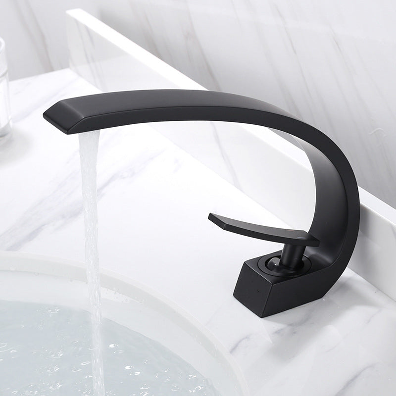 Grifo Antares - grifo de diseño para baño o cocina | Casa Fogo México