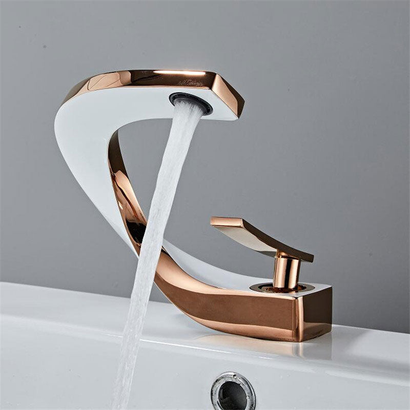 Grifo Epsilon - grifo de diseño para baño o cocina acabado blanco con oro rosado | Casa Fogo México